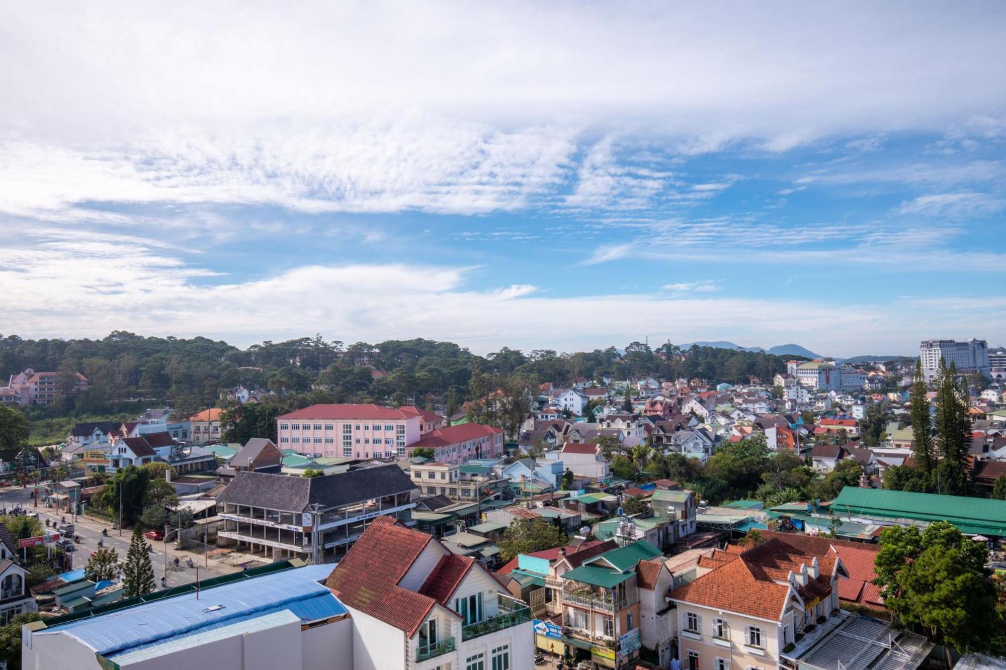 La Sapinette Hotel Dalat Buitenkant foto